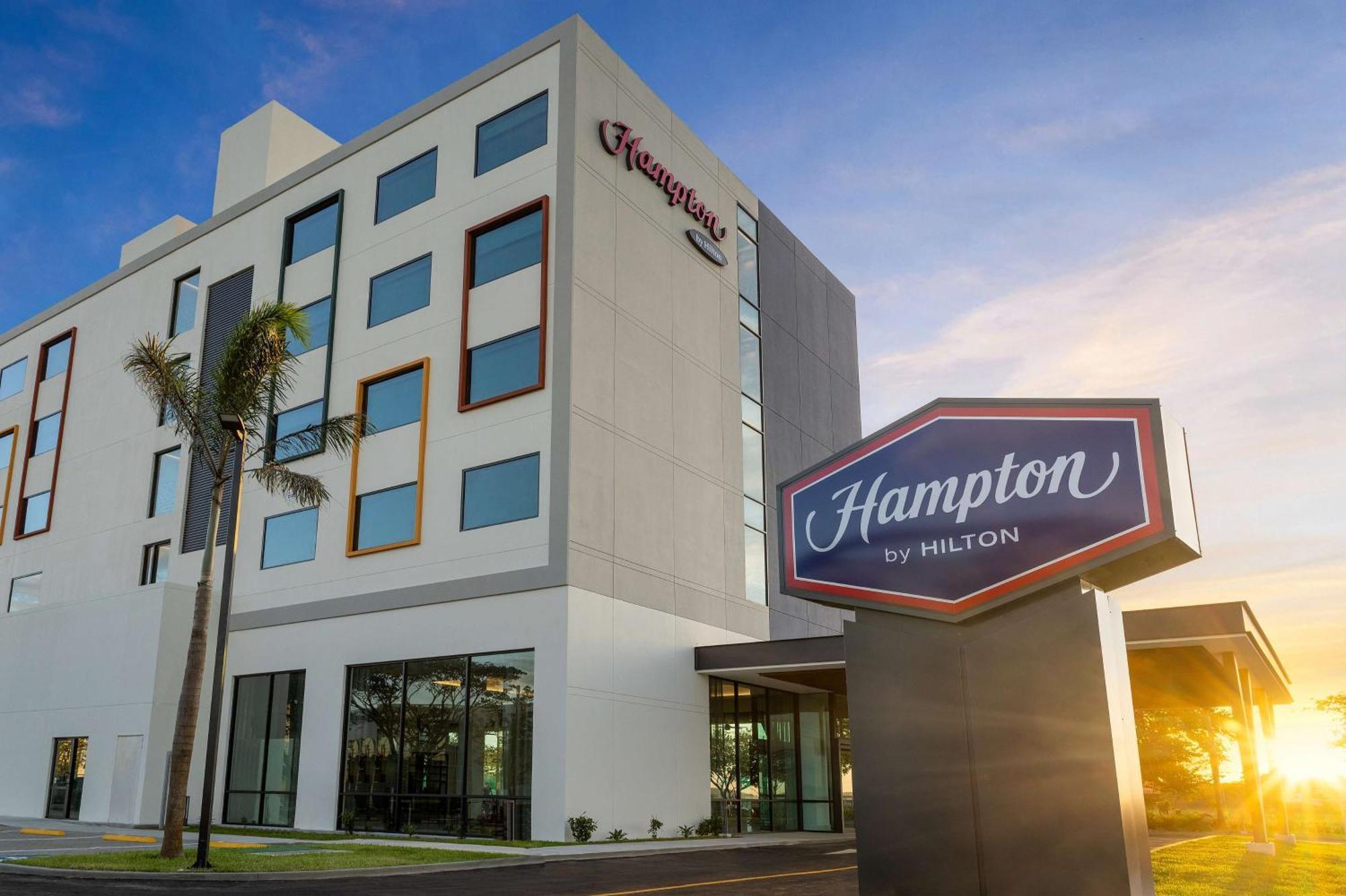 Hampton By Hilton Guanacaste Airport Hotel Liberia Buitenkant foto
