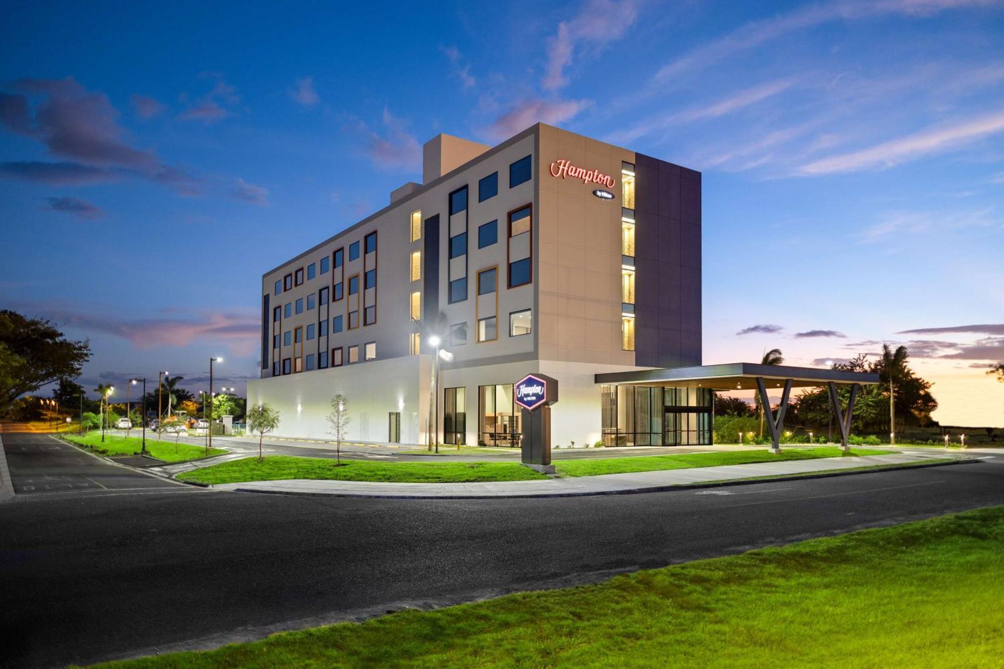 Hampton By Hilton Guanacaste Airport Hotel Liberia Buitenkant foto